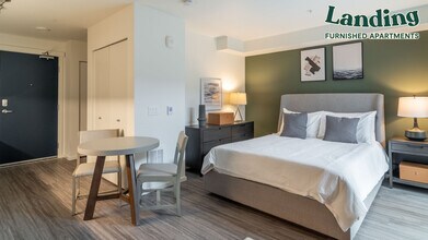 4609 Union Bay Pl NE-Unit -209.856042 in Seattle, WA - Building Photo - Building Photo