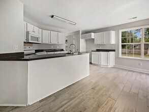 848 Black Knight Dr in Valrico, FL - Building Photo - Building Photo