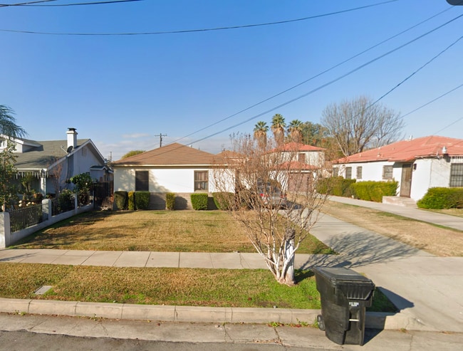 1382 N Mountain View Ave, Unit 1382 in San Bernardino, CA - Building Photo - Building Photo