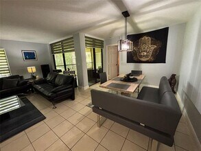 2520 NW 49th Terrace in Coconut Creek, FL - Building Photo - Building Photo