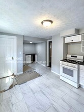 1807 Denison Ave in Cleveland, OH - Building Photo - Building Photo
