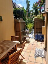 2321 2nd St, Unit #2 in Santa Monica, CA - Building Photo - Building Photo