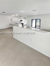 4236 NW 82nd Ave in Doral, FL - Building Photo - Building Photo