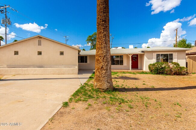 809 N Gilbert Ave in Casa Grande, AZ - Building Photo - Building Photo