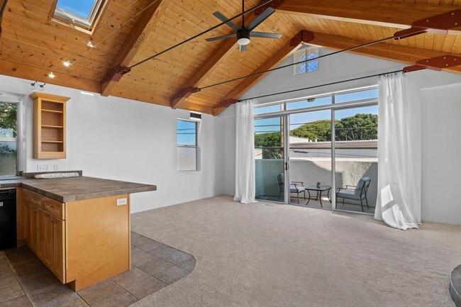 631 3rd St in Encinitas, CA - Building Photo - Building Photo