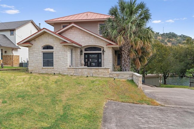 319 Mountain View in Sunrise Beach Village, TX - Building Photo - Building Photo