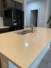 1326 S Goldking Way in Boise, ID - Building Photo - Building Photo