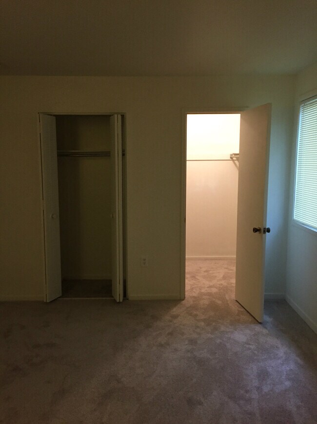 8721 Hayshed Ln in Columbia, MD - Building Photo - Building Photo