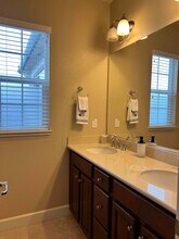 2100 Brookwood Ave in Santa Rosa, CA - Building Photo - Building Photo