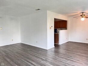 1239 Odell Ln in Greenwood, IN - Building Photo - Building Photo