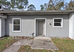 7635 Indian Lakes Dr in Jacksonville, FL - Building Photo