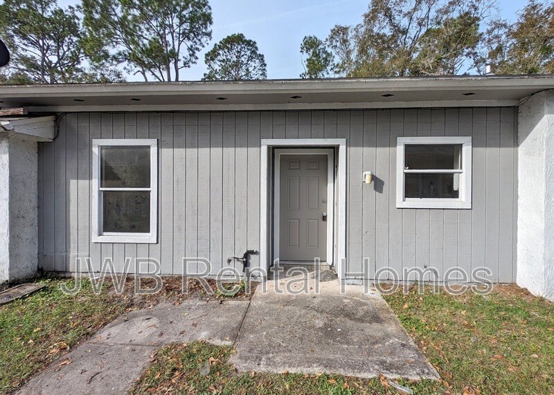 7635 Indian Lakes Dr in Jacksonville, FL - Building Photo