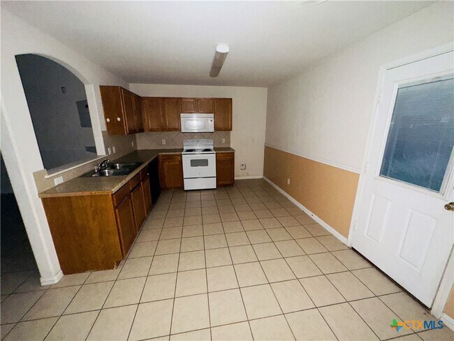 property at 4509 Auburn Dr