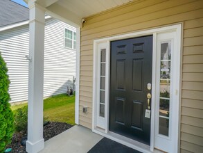 1121 Tulip Poplar Rd in Fuquay Varina, NC - Building Photo - Building Photo