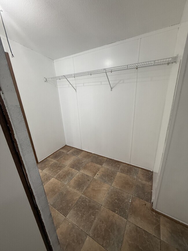 16412 W Bellfort Ave in Sugar Land, TX - Building Photo - Building Photo