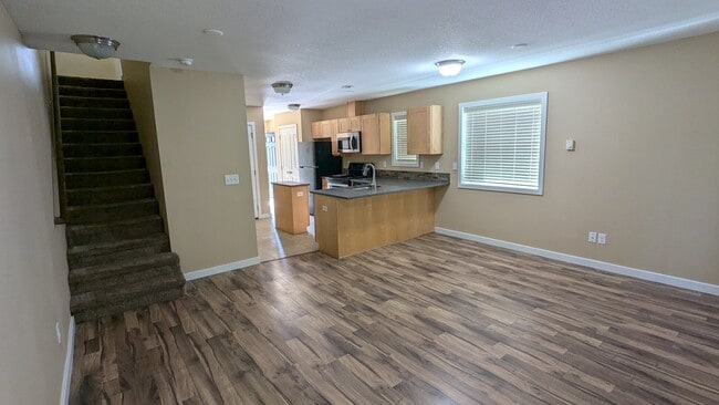 property at 10417 NE 5th Cir