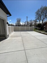 288 E Center St in Springville, UT - Foto de edificio - Building Photo