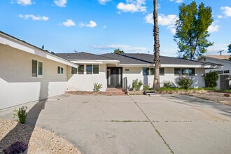 18343 San Jose St in Porter Ranch, CA - Building Photo - Building Photo