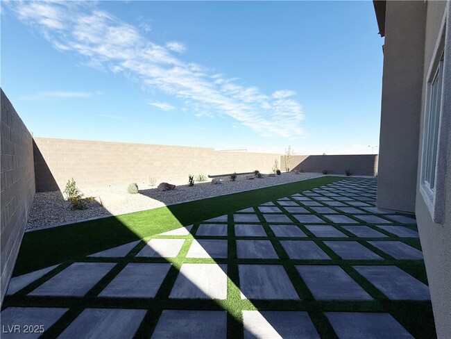 property at 10632 Rolling Vista Dr