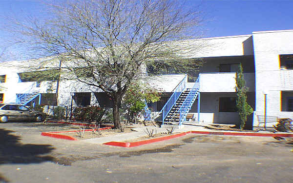 50 S Lazona Dr in Mesa, AZ - Building Photo - Building Photo