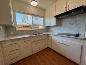 743 Southview Rd, Unit B in Arcadia, CA - Building Photo - Building Photo