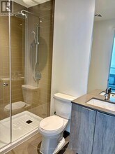 448 Burnhamthorpe Rd W in Mississauga, ON - Building Photo - Building Photo