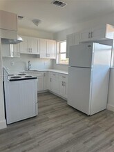 5441 W 24th Ave, Unit 34 in Hialeah, FL - Building Photo - Building Photo