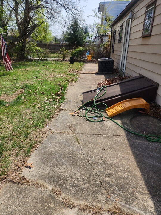 20 Millard Terrace in Ewing Township, NJ - Building Photo