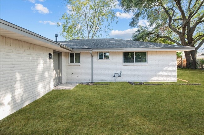 property at 1107 Progreso Dr