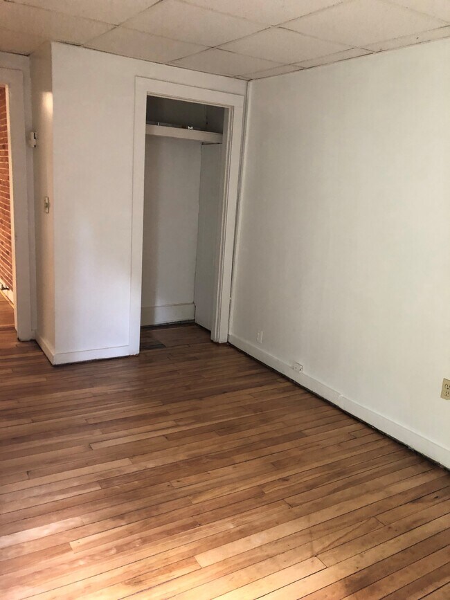 10 Macomb St in Plattsburgh, NY - Building Photo - Building Photo