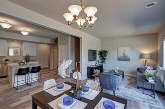 675 Julia Way in Waterloo, WI - Building Photo - Building Photo