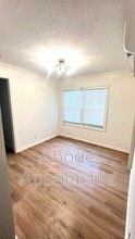 187 Poplar St in Pikeville, KY - Foto de edificio - Building Photo