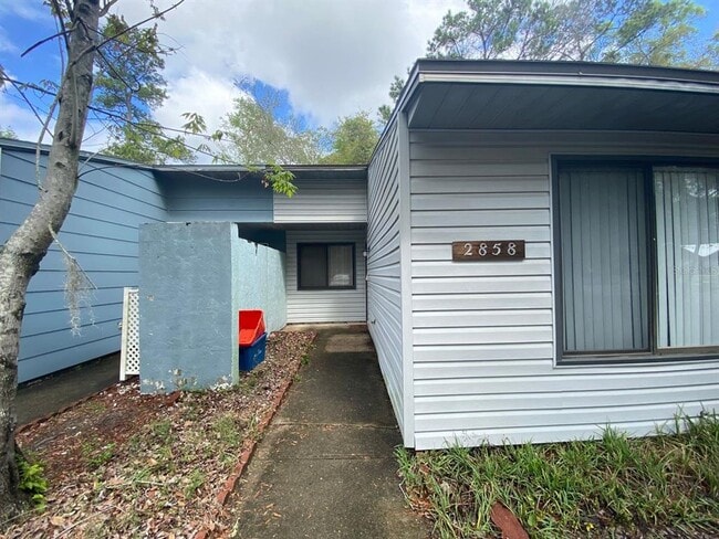 property at 2858 SW 39th Ave