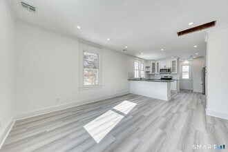 44 Wallace Row in Wallingford, CT - Building Photo - Building Photo