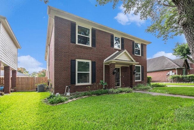 124 Harwood Dr in League City, TX - Building Photo - Building Photo