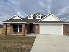 2414 Graham Ln in Pea Ridge, AR - Building Photo