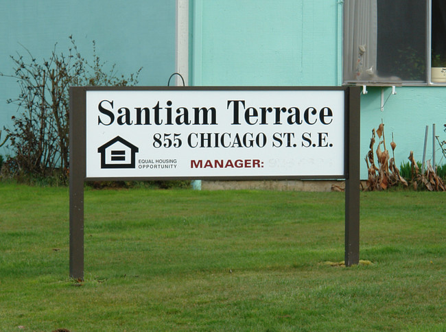 Santiam Terrace in Albany, OR - Building Photo - Building Photo