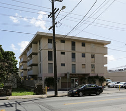 1641 Nuuanu Ave in Honolulu, HI - Building Photo - Building Photo