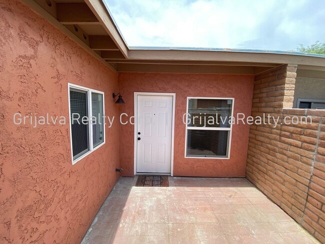 3411 E Glenn St in Tucson, AZ - Building Photo - Building Photo