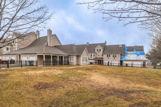 Yale Street Commons in Bridgeport, CT - Building Photo - Building Photo