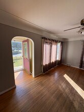 544 Magnolia Pkwy in Waterloo, IA - Foto de edificio - Building Photo