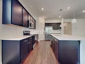 6245 Emerald Hls Wy in Wesley Chapel, FL - Building Photo - Building Photo