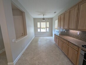 2057 Penstone Loop in Roseville, CA - Building Photo - Building Photo