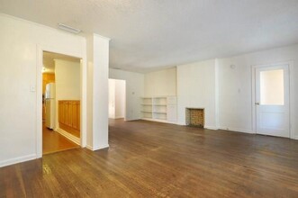 911 Duncan Ln in Austin, TX - Building Photo - Building Photo