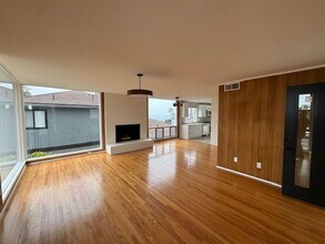 310 Palomar Ave in San Diego, CA - Building Photo - Building Photo