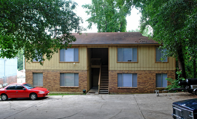 2220 Claremont Ln in Tallahassee, FL - Building Photo - Building Photo