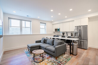 Brookland DC Co-living in Washington, DC - Building Photo - Interior Photo