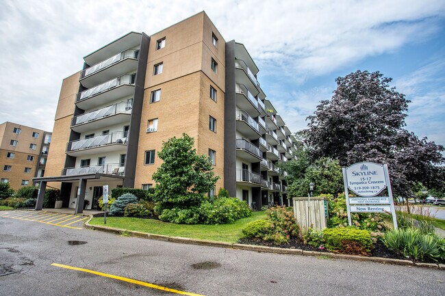 17-17 Sympatica Crescent in Brantford, ON - Building Photo - Building Photo