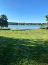 11285 E Pleasant Lake Rd in Manchester, MI - Building Photo - Building Photo