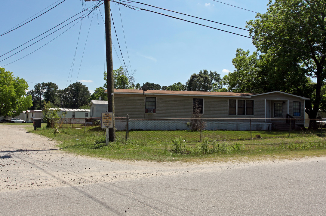 Summer Wood Mobile Home Park in Charleston, SC - Building Photo